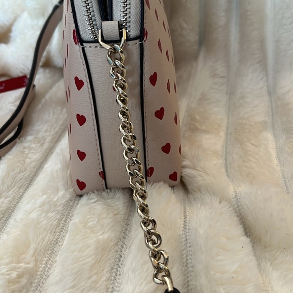 Kate Spade EUC dome shape Spenser Heart light pink crossbody - Picture 4 of 14